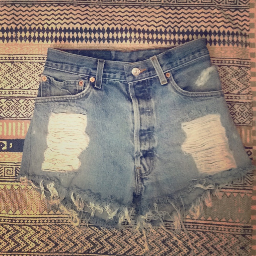 Vintage Levi distressed denim shorts
